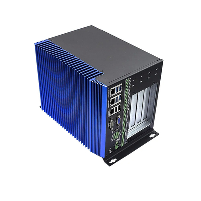 Bon prix Mini PC industriel sans ventilateur avec processeur Intel Core i7-6700 3 ports LAN 1 fente PCIe X16 en ligne